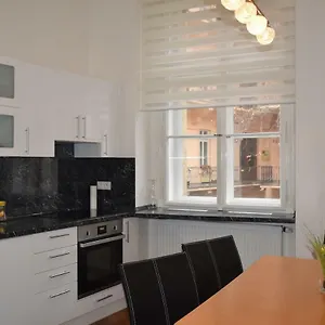 Tiva Downtown Apartment